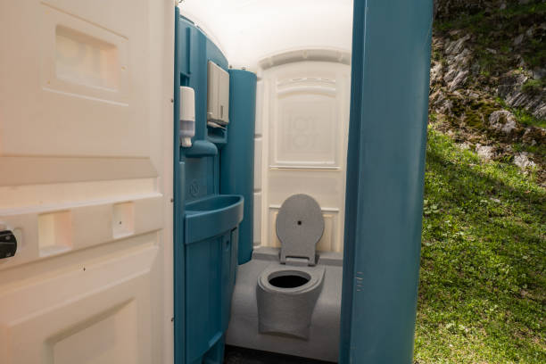Portable bathroom rental in Lake California, CA